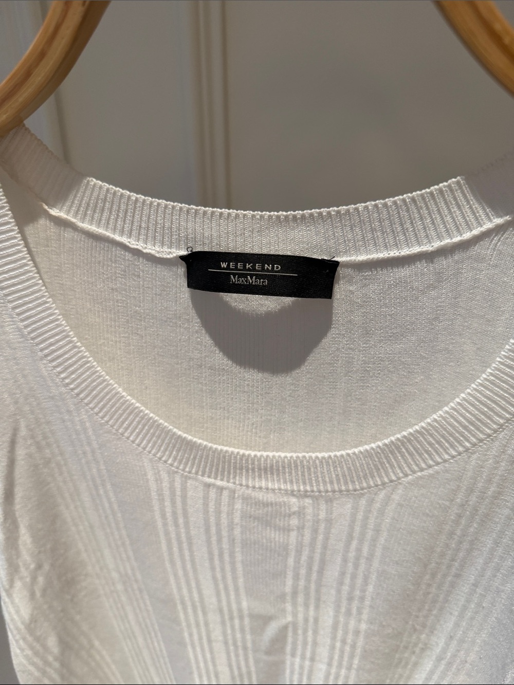 Weekend Max Mara White Ribbed Scoop-Neck Tank - Picture 2 of 3